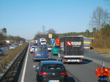 România va construi 80-90 kilometri de autostrăzi în 2015